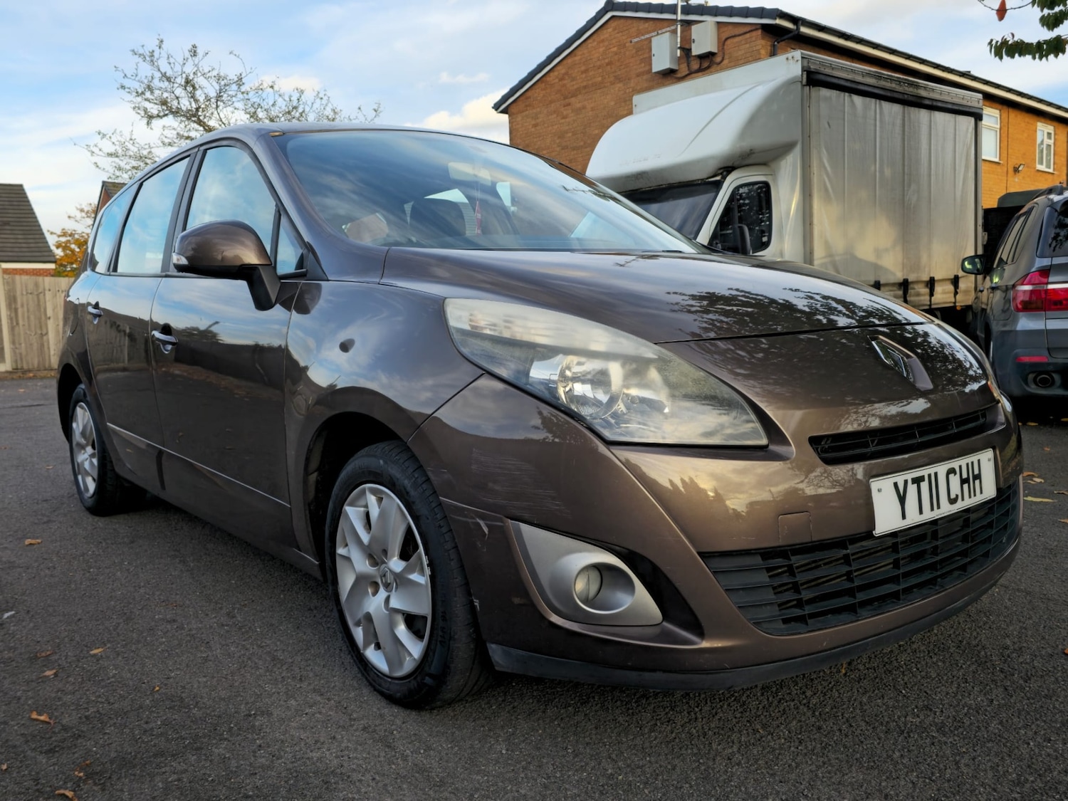 Used Renault Grand Scenic 2011 for sale - 76237514: Photo 3