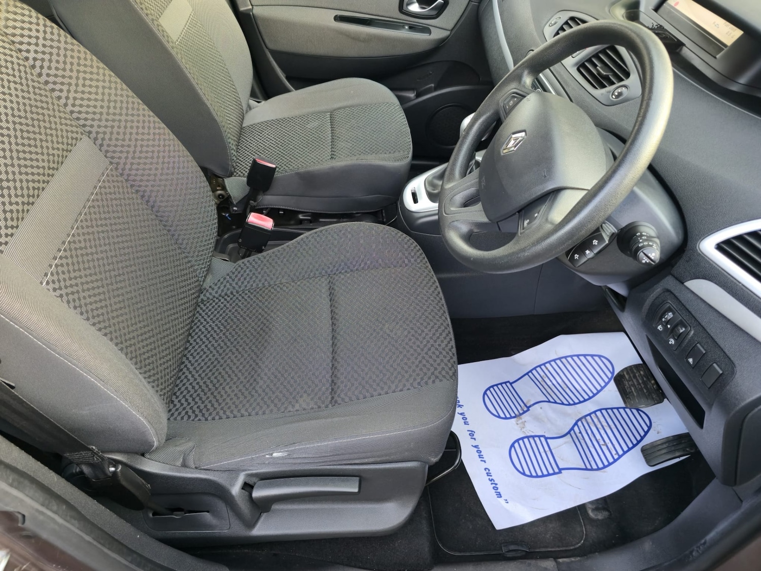 Used Renault Grand Scenic 2011 for sale - 76237514: Photo 34