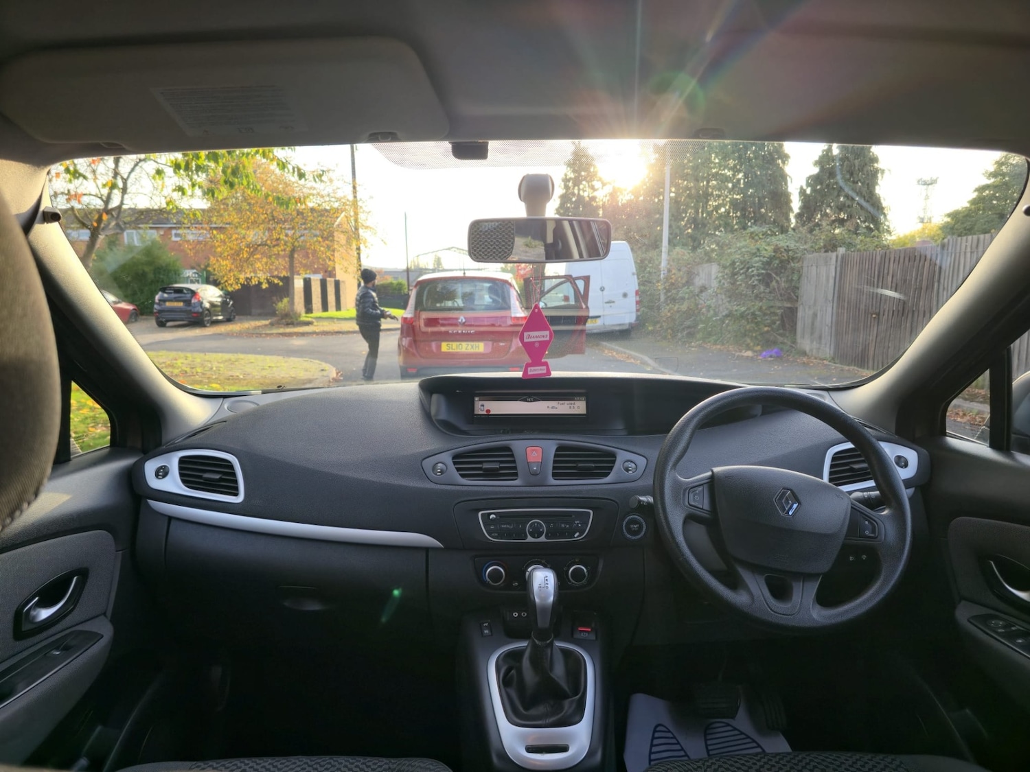 Used Renault Grand Scenic 2011 for sale - 76237514: Photo 40