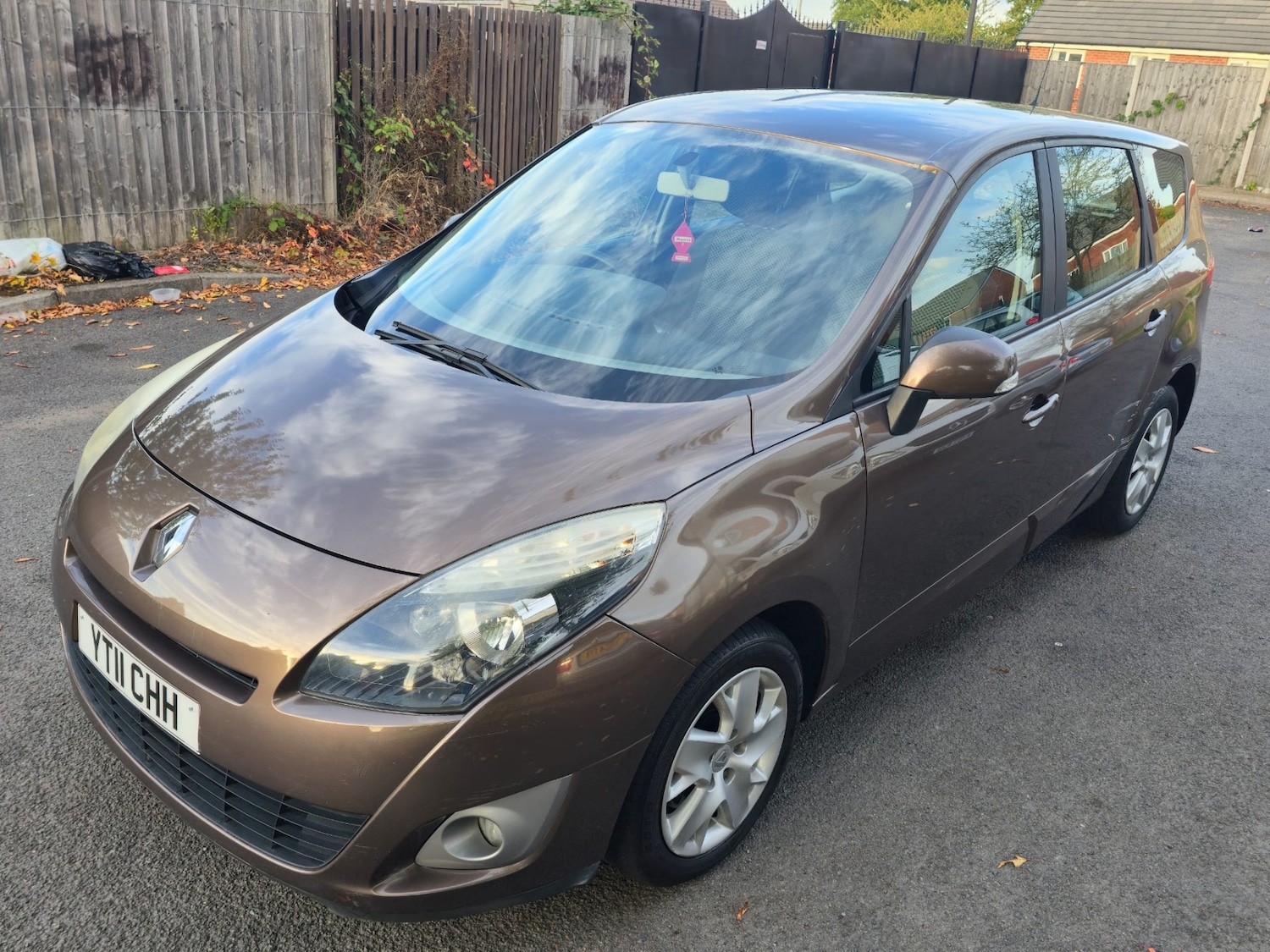 Used Renault Grand Scenic 2011 for sale - 76237514: Photo 7
