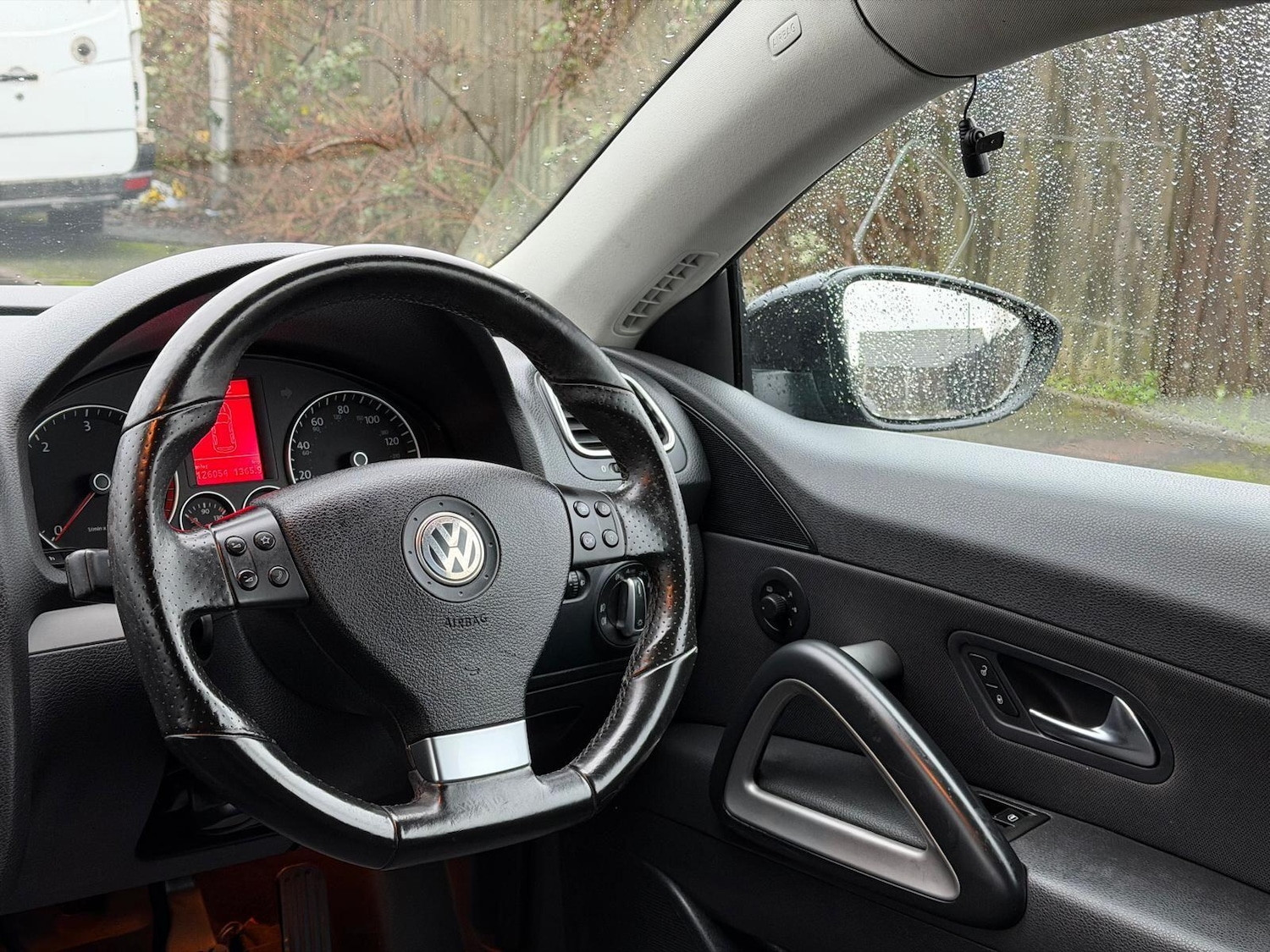 Used Volkswagen Scirocco for sale - 77306134: Photo 12