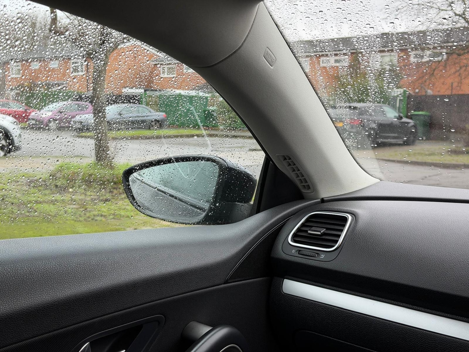 Used Volkswagen Scirocco for sale - 77306134: Photo 34