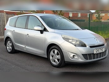 Used Renault Grand Scenic 2011 for sale - 78705019: Photo
