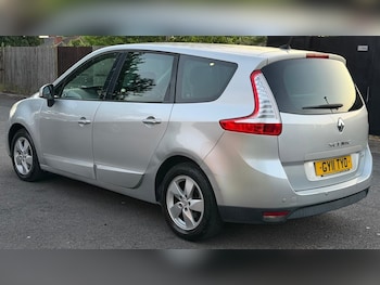 Used Renault Grand Scenic 2011 for sale - 78705019: Photo
