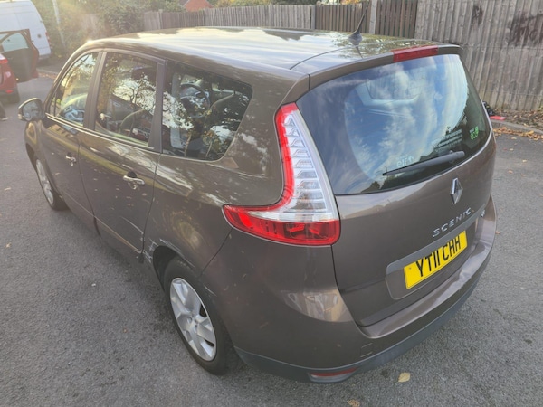 Used Renault Grand Scenic 2011 for sale - 76246695: Photo 13