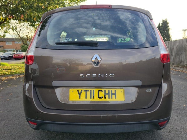 Used Renault Grand Scenic 2011 for sale - 76246695: Photo 17