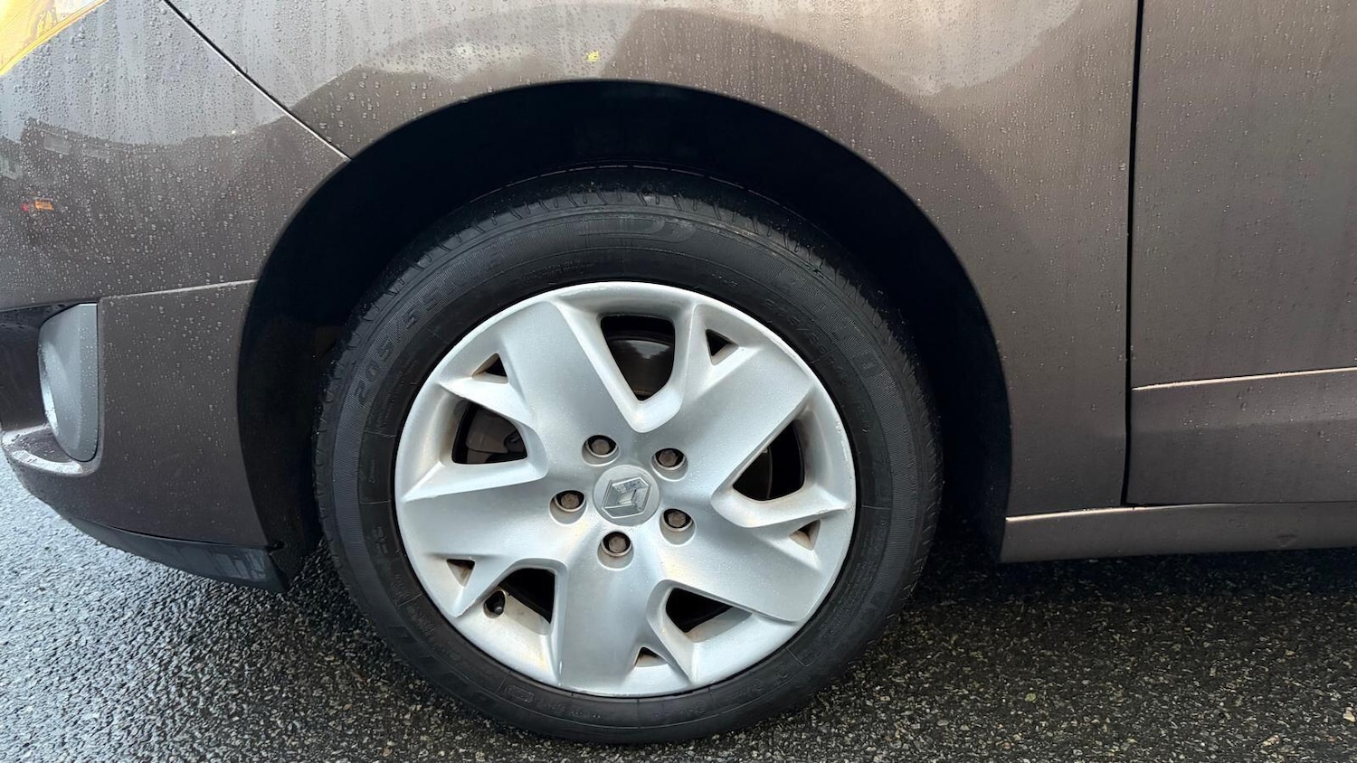 Used Renault Grand Scenic 2011 for sale - 76246695: Photo 32