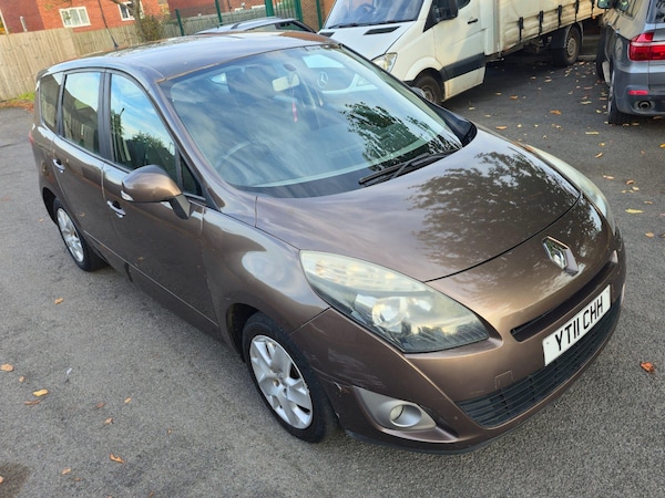 Used Renault Grand Scenic 2011 for sale - 76246695: Photo 6