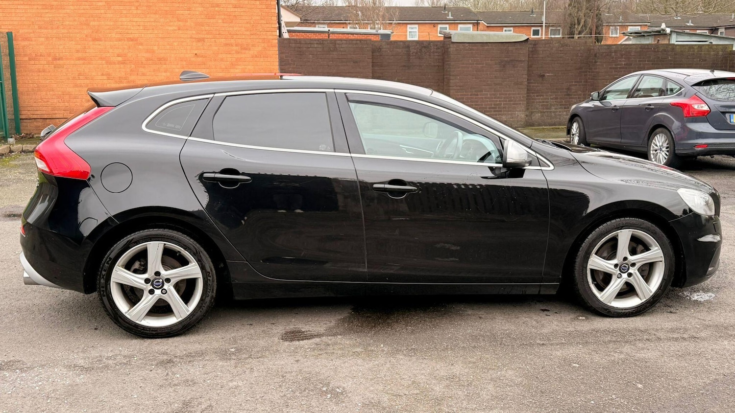 Used Volvo V40 for sale - 77793841: Photo 14