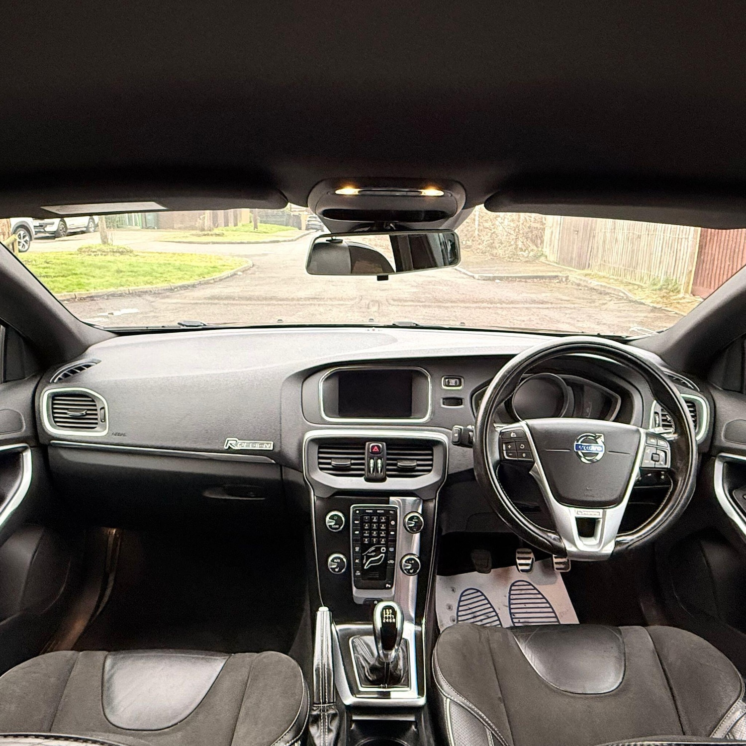 Used Volvo V40 for sale - 77793841: Photo 21