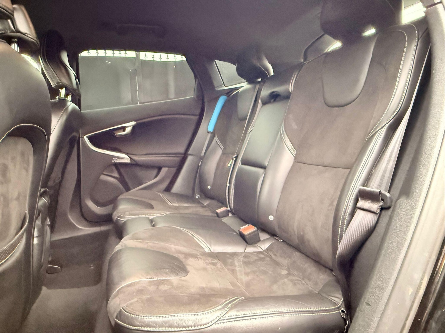 Used Volvo V40 for sale - 77793841: Photo 24