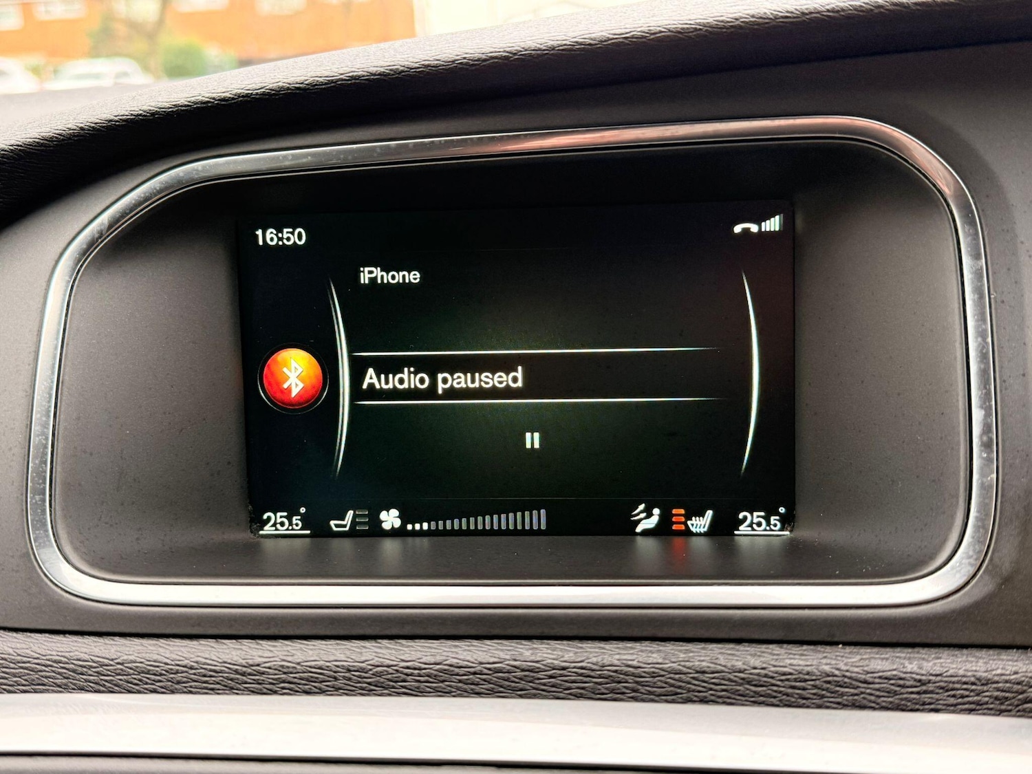 Used Volvo V40 for sale - 77793841: Photo 37