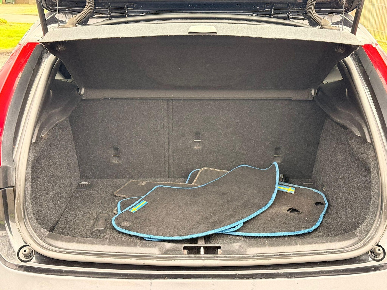 Used Volvo V40 for sale - 77793841: Photo 40