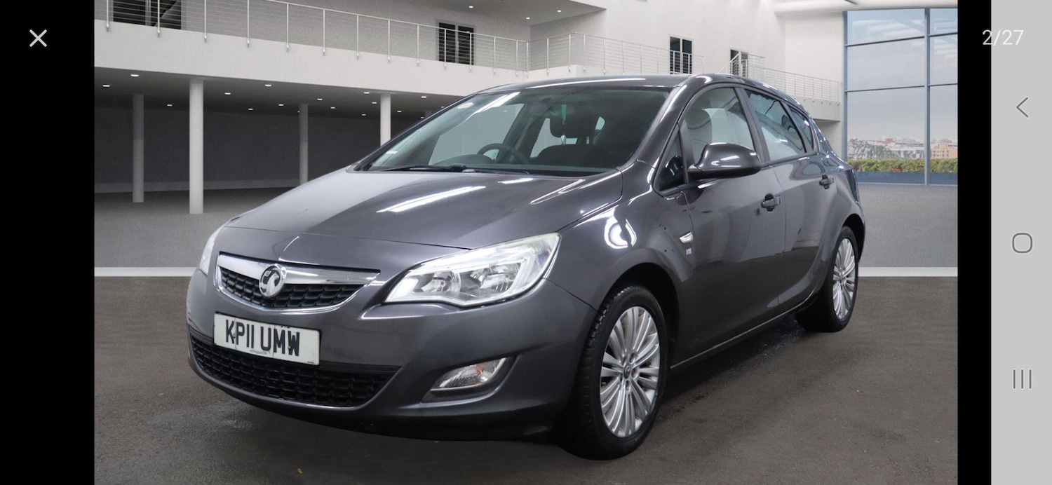 Used Vauxhall Astra 2011 for sale - 77839430: Photo 2
