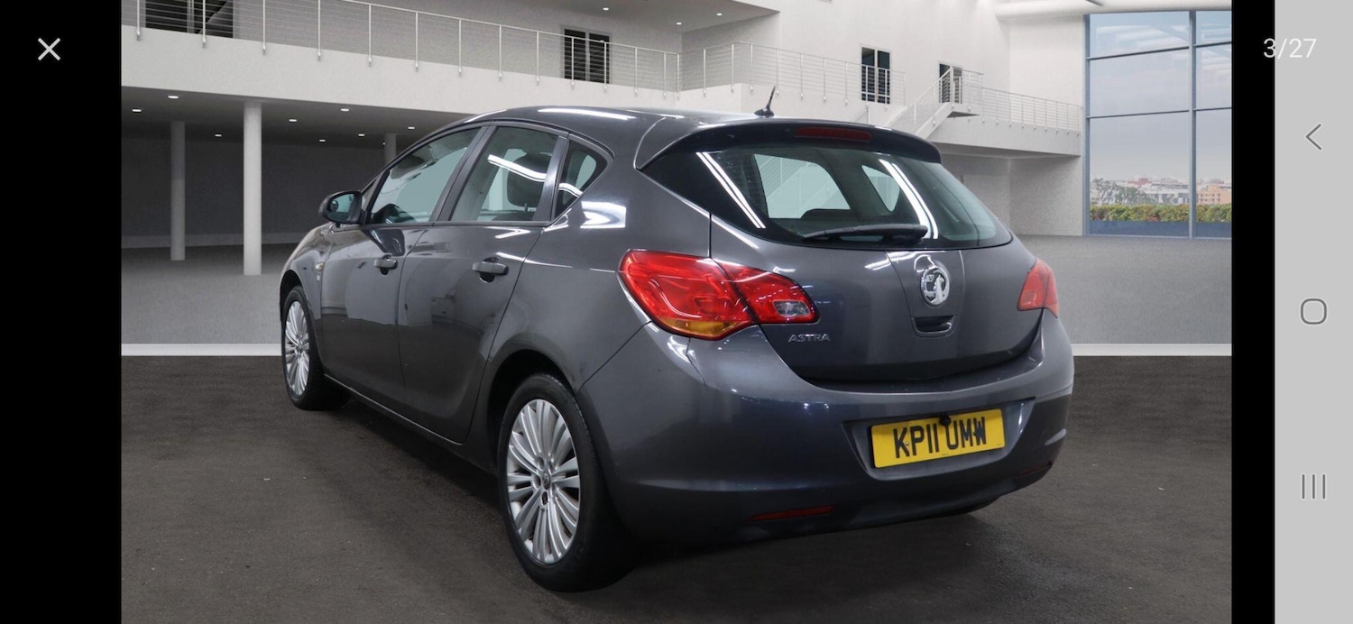 Used Vauxhall Astra 2011 for sale - 77839430: Photo 3