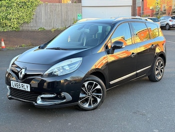 Used Renault Grand Scenic 2015 for sale - 78301618: Photo