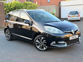 Used Renault Grand Scenic 2015 for sale - 78301618: Photo