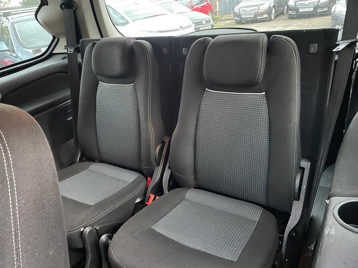 Used Ford Galaxy 2015 for sale - 76457435: Photo 20