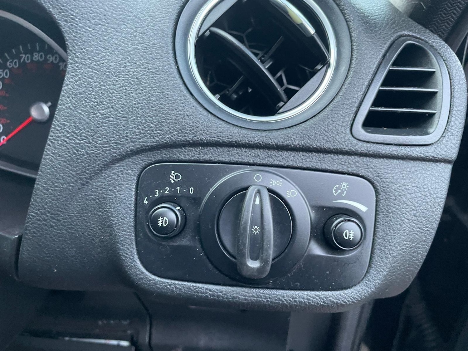 Used Ford Galaxy 2015 for sale - 76457435: Photo 23