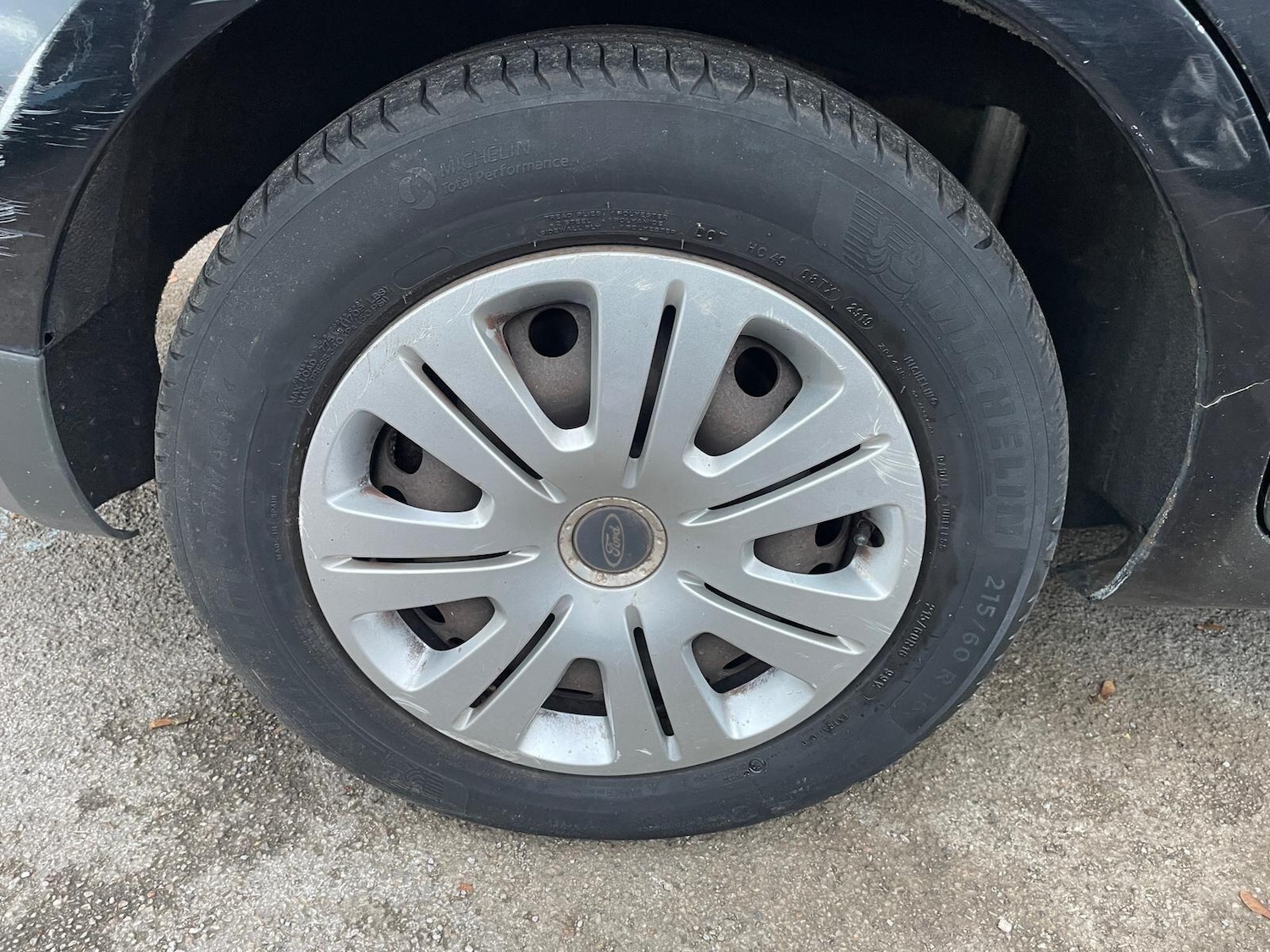 Used Ford Galaxy 2015 for sale - 76457435: Photo 27