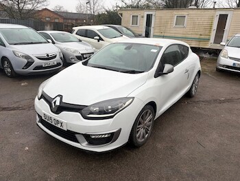 Used Renault Megane 2015 for sale - 77290593: Photo