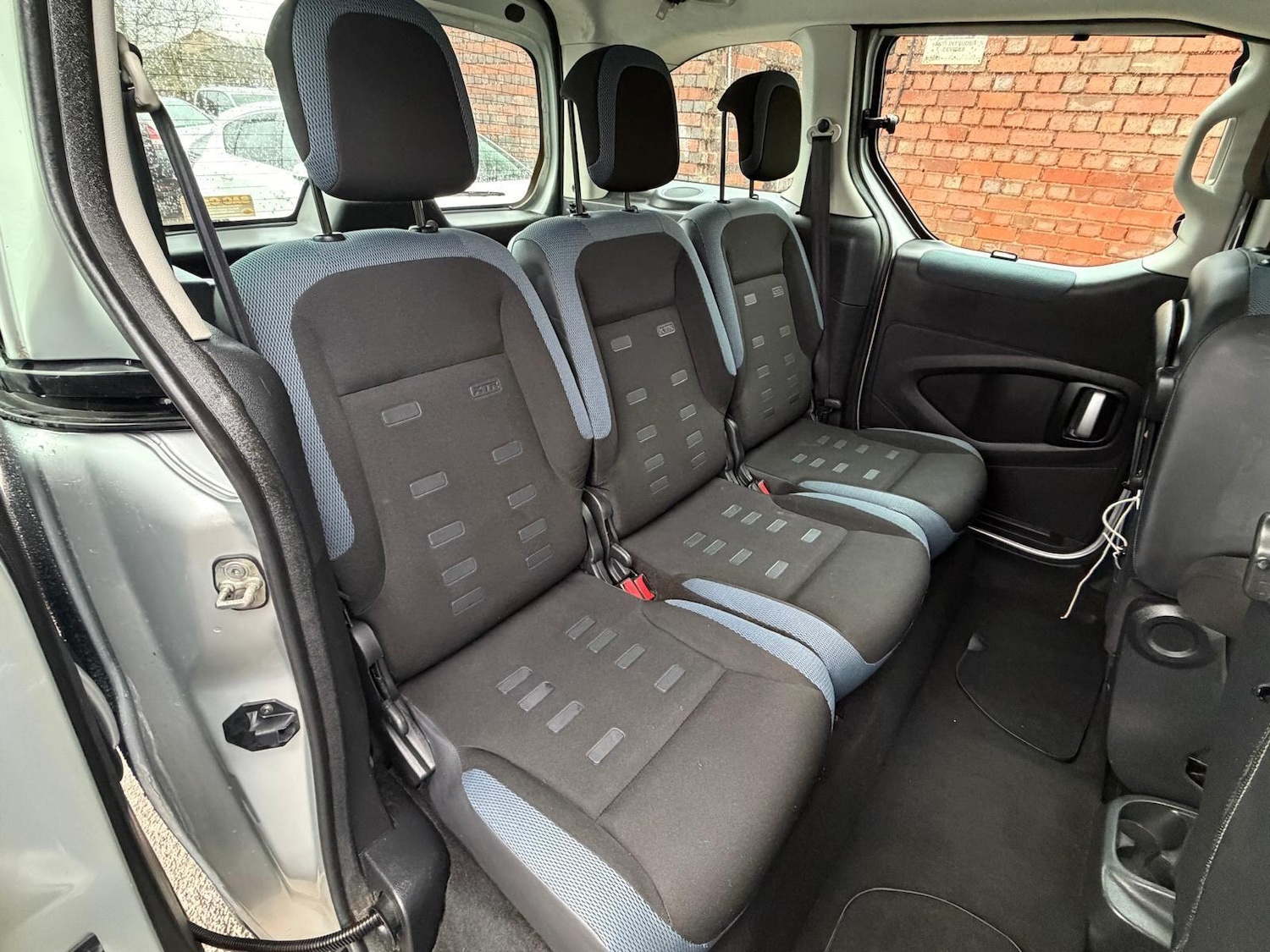 Used Citroen Berlingo 2011 for sale - 76824808: Photo 34