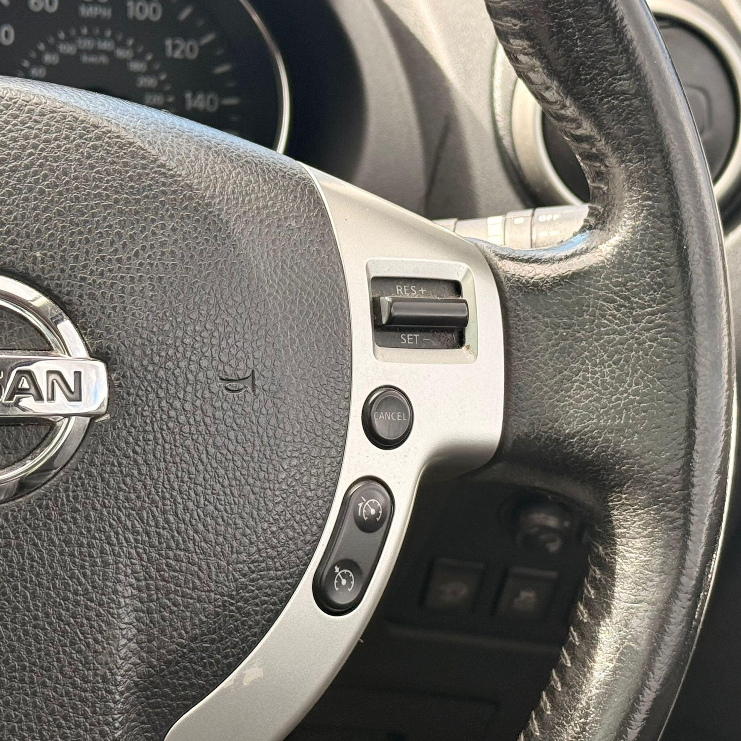 Used Nissan Qashqai+2 2012 for sale - 78185470: Photo 46