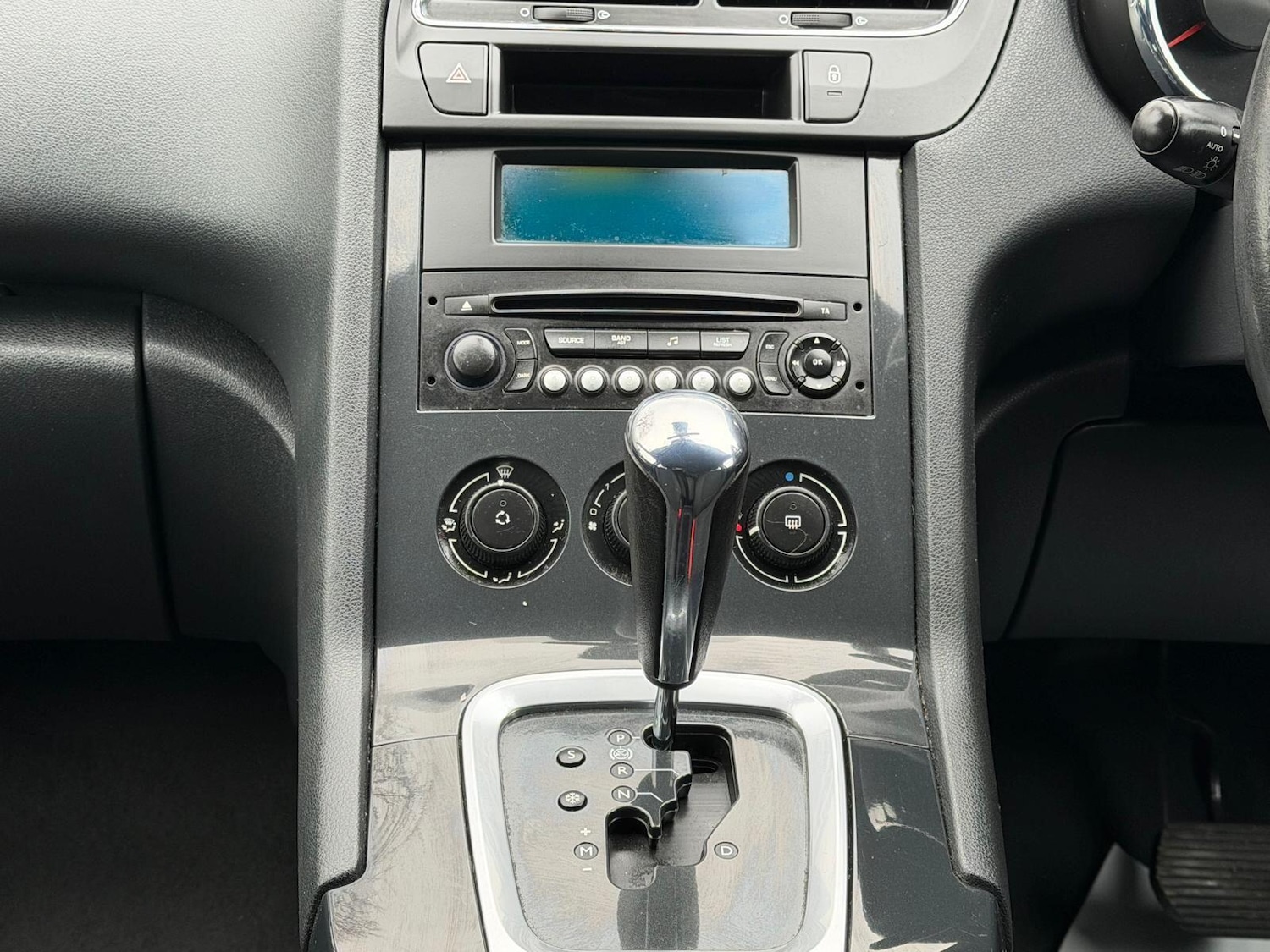 Used Peugeot 5008 2012 for sale - 77305295: Photo 13