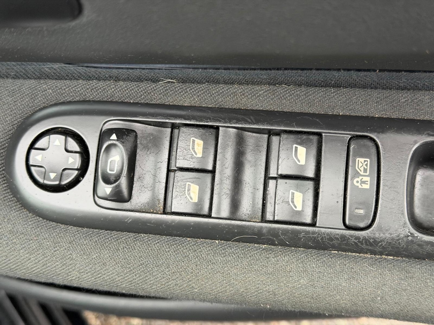 Used Peugeot 5008 2012 for sale - 77305295: Photo 24