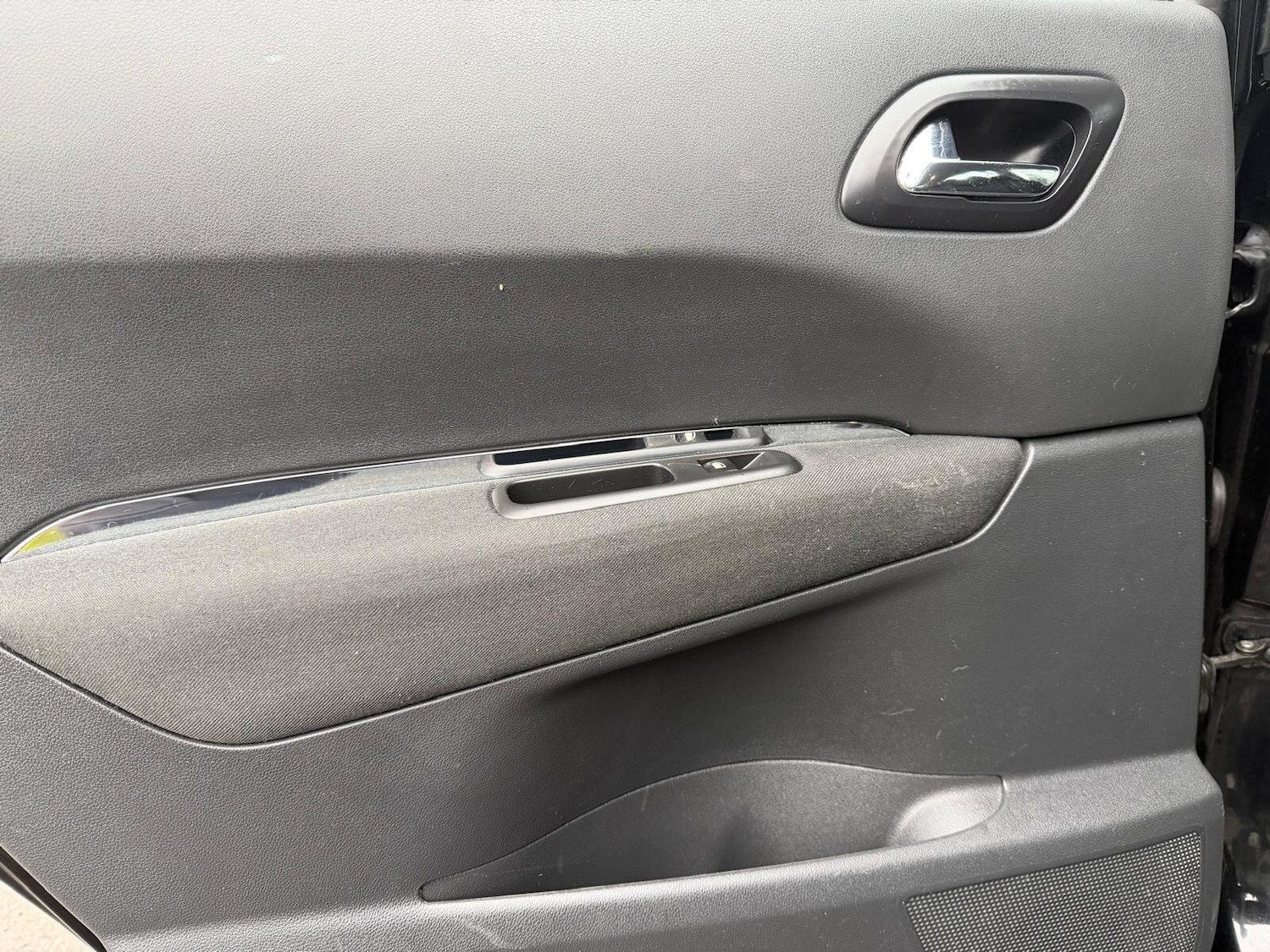 Used Peugeot 5008 2012 for sale - 77305295: Photo 27