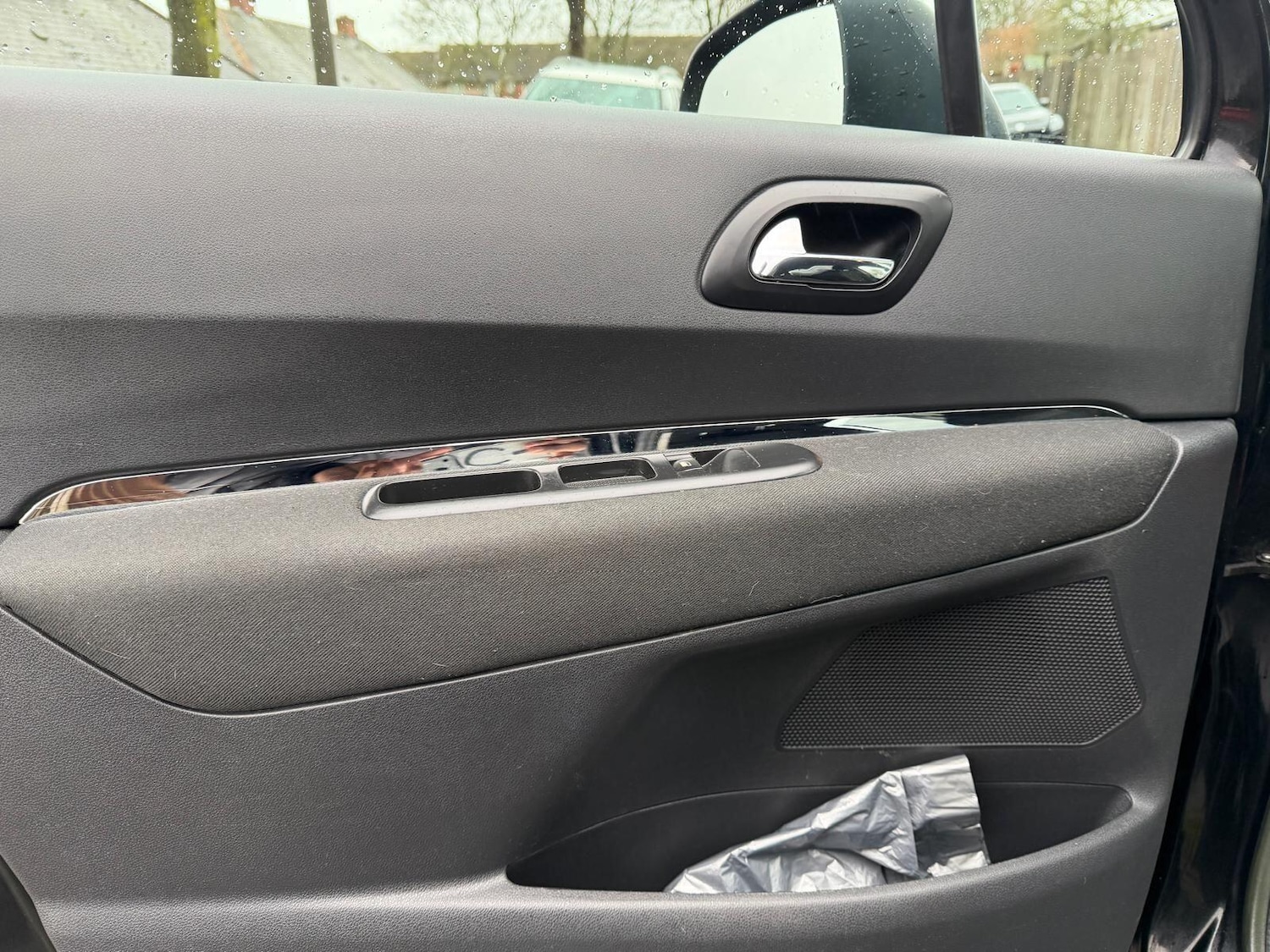 Used Peugeot 5008 2012 for sale - 77305295: Photo 28