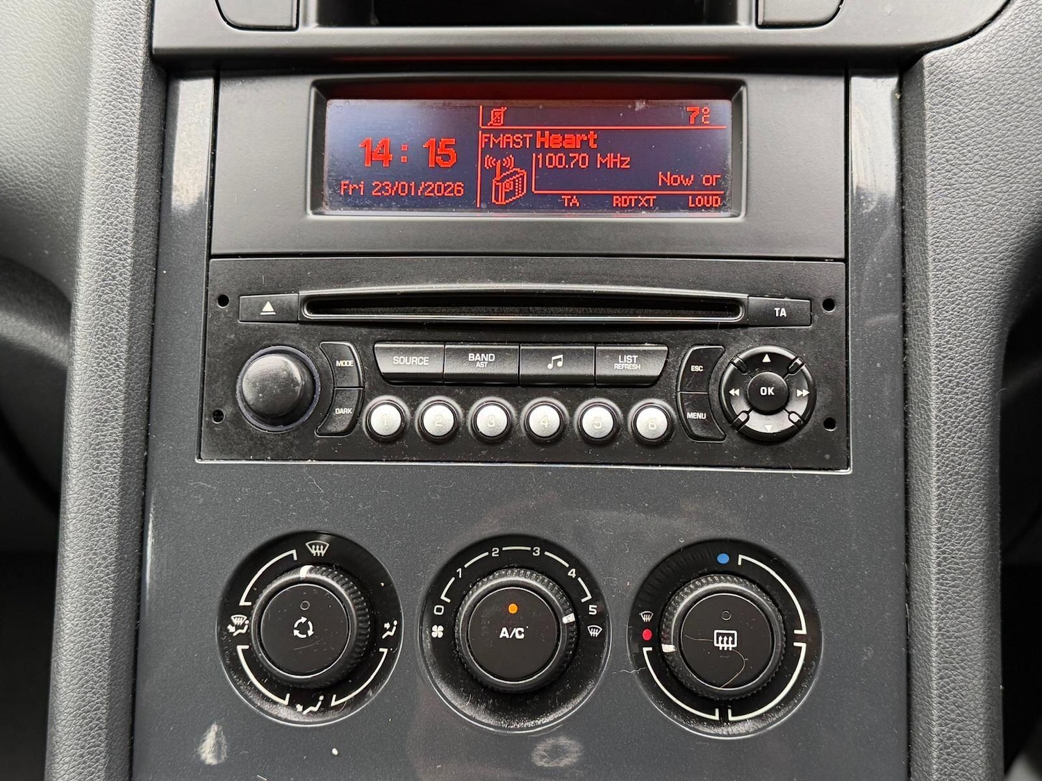 Used Peugeot 5008 2012 for sale - 77305295: Photo 31