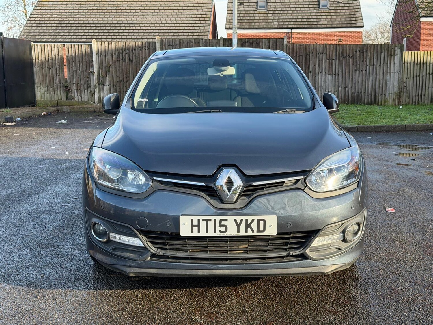 Used Renault Megane 2015 for sale - 77230590: Photo 2