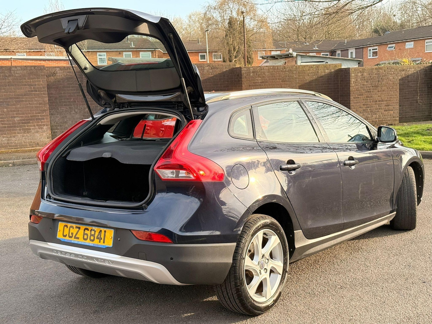 Used Volvo V40 2016 for sale - 77969910: Photo 20