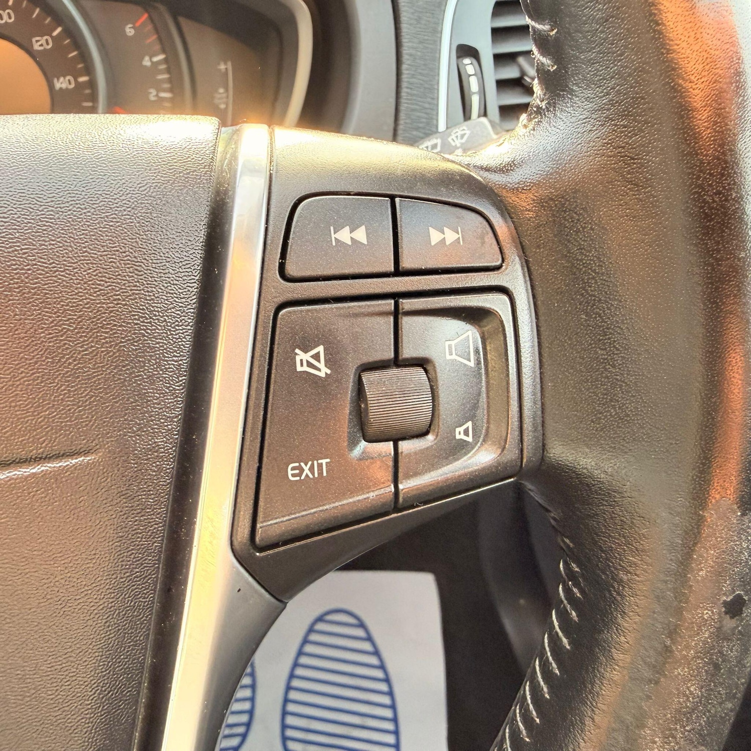 Used Volvo V40 2016 for sale - 77969910: Photo 31