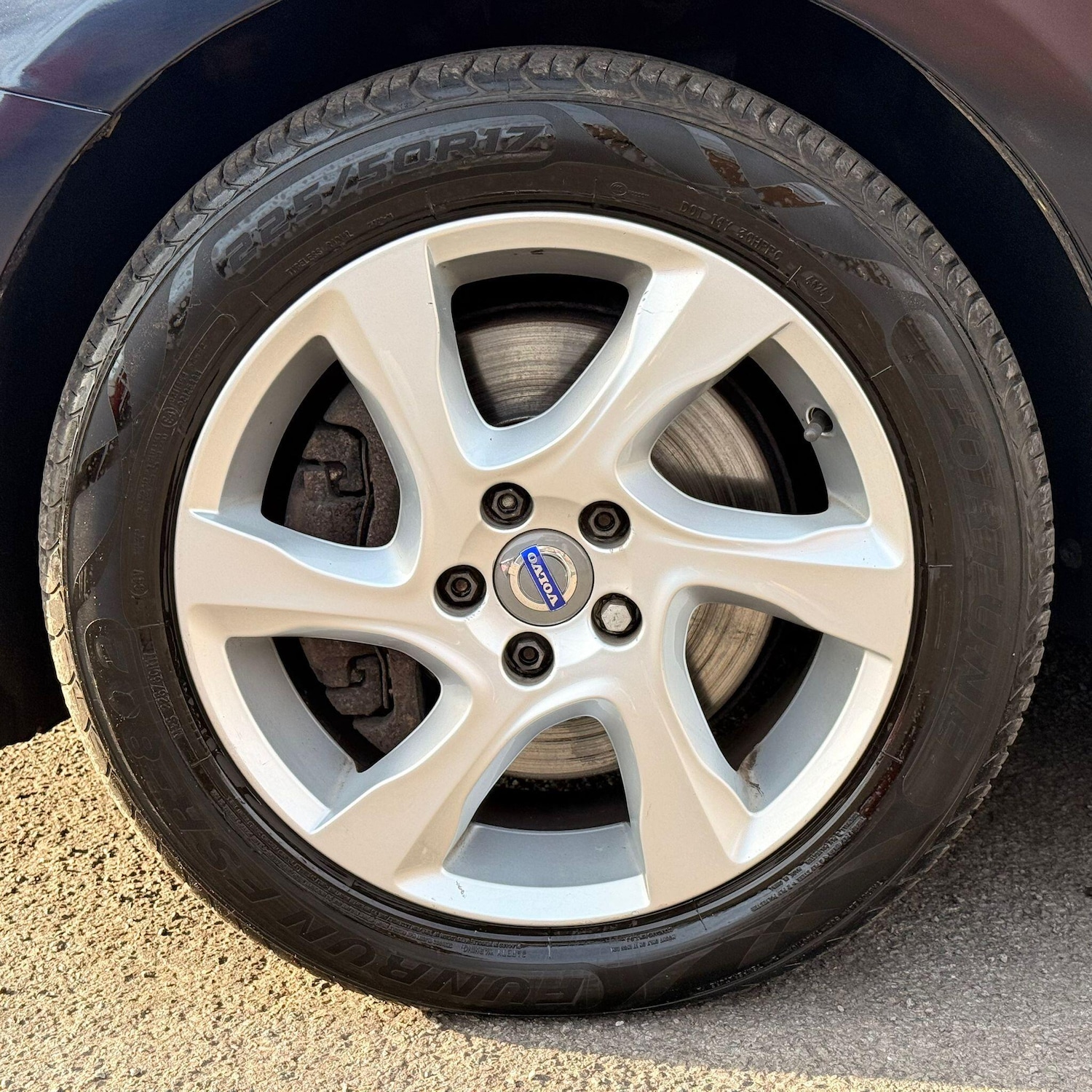 Used Volvo V40 2016 for sale - 77969910: Photo 39