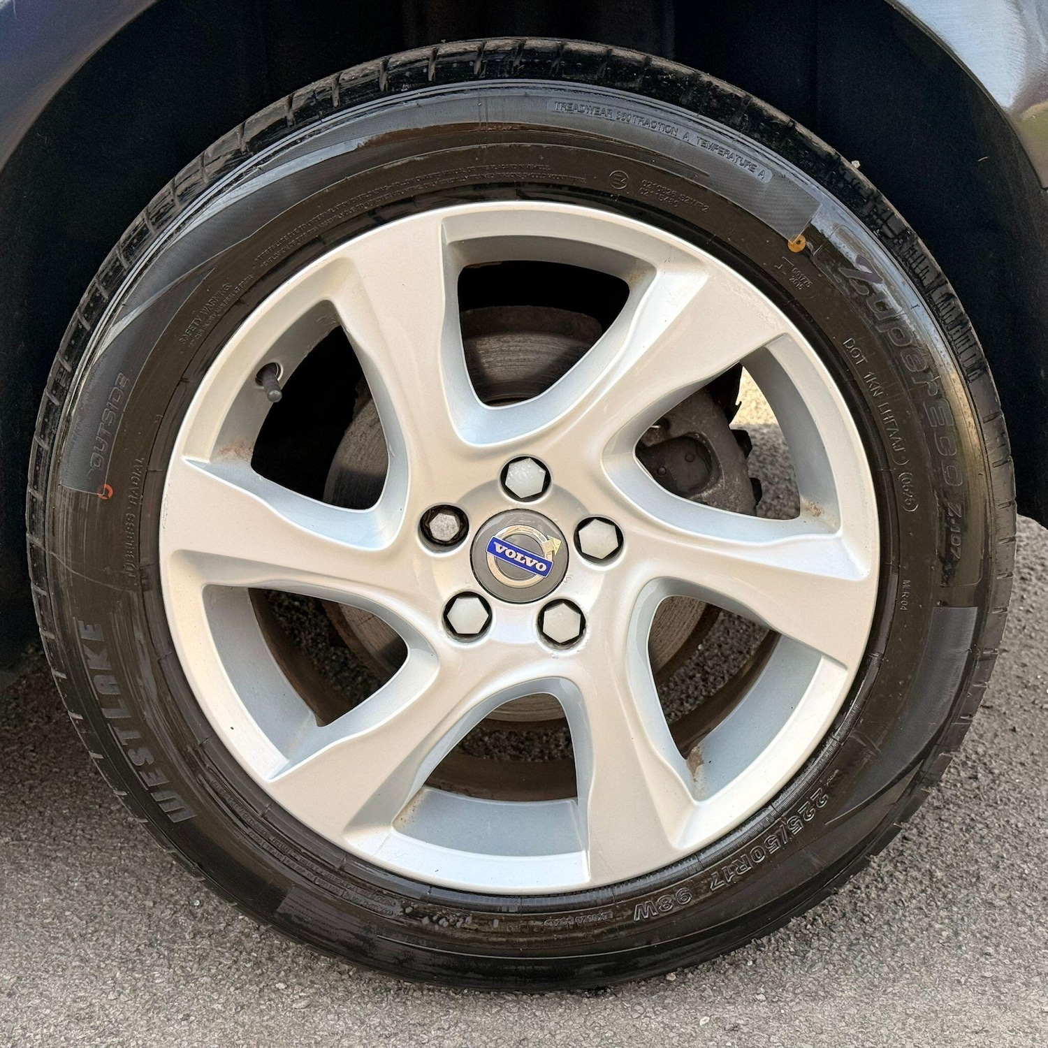 Used Volvo V40 2016 for sale - 77969910: Photo 40