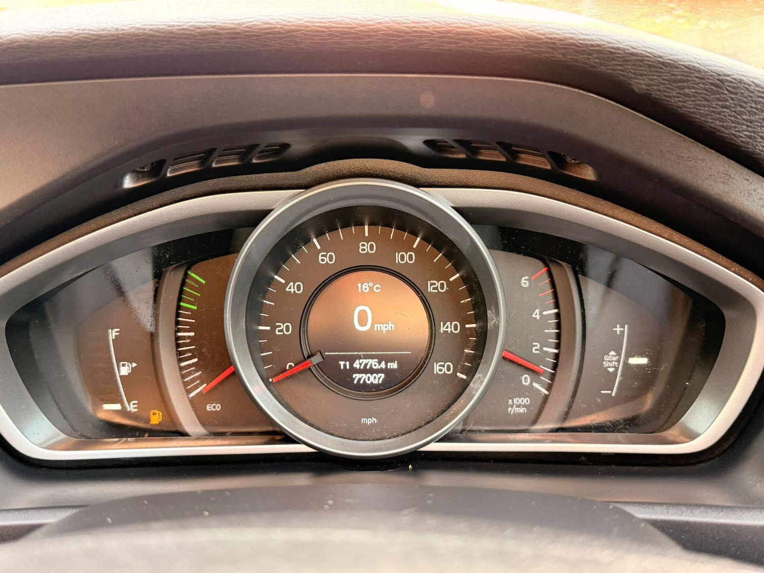 Used Volvo V40 2016 for sale - 77969910: Photo 44