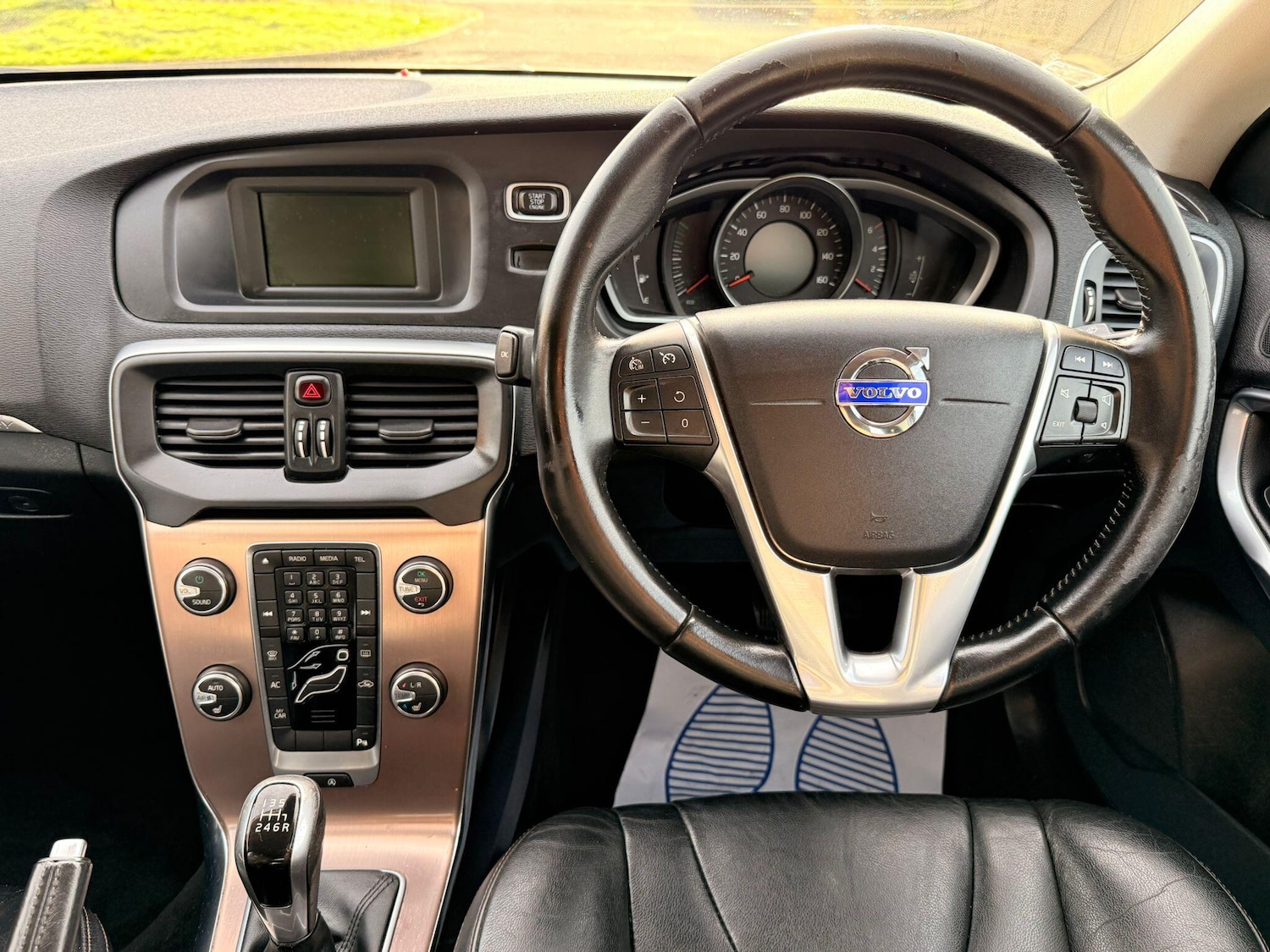 Used Volvo V40 2016 for sale - 77969910: Photo 47