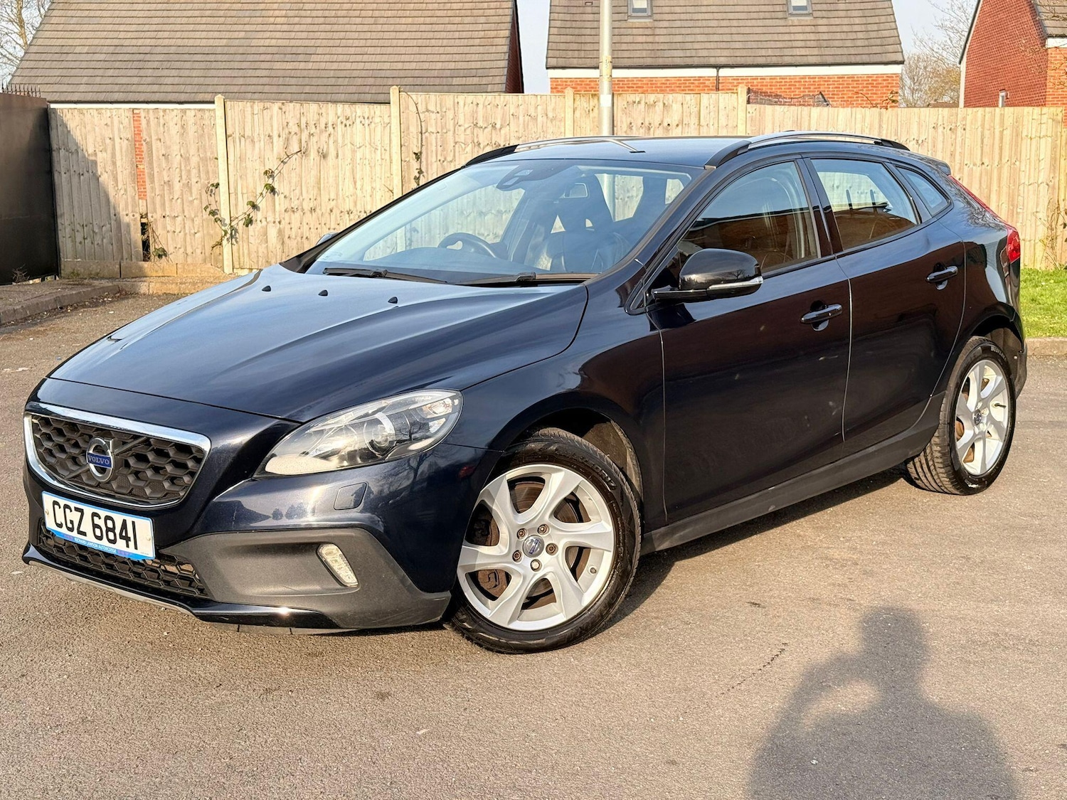 Used Volvo V40 2016 for sale - 77969910: Photo 7