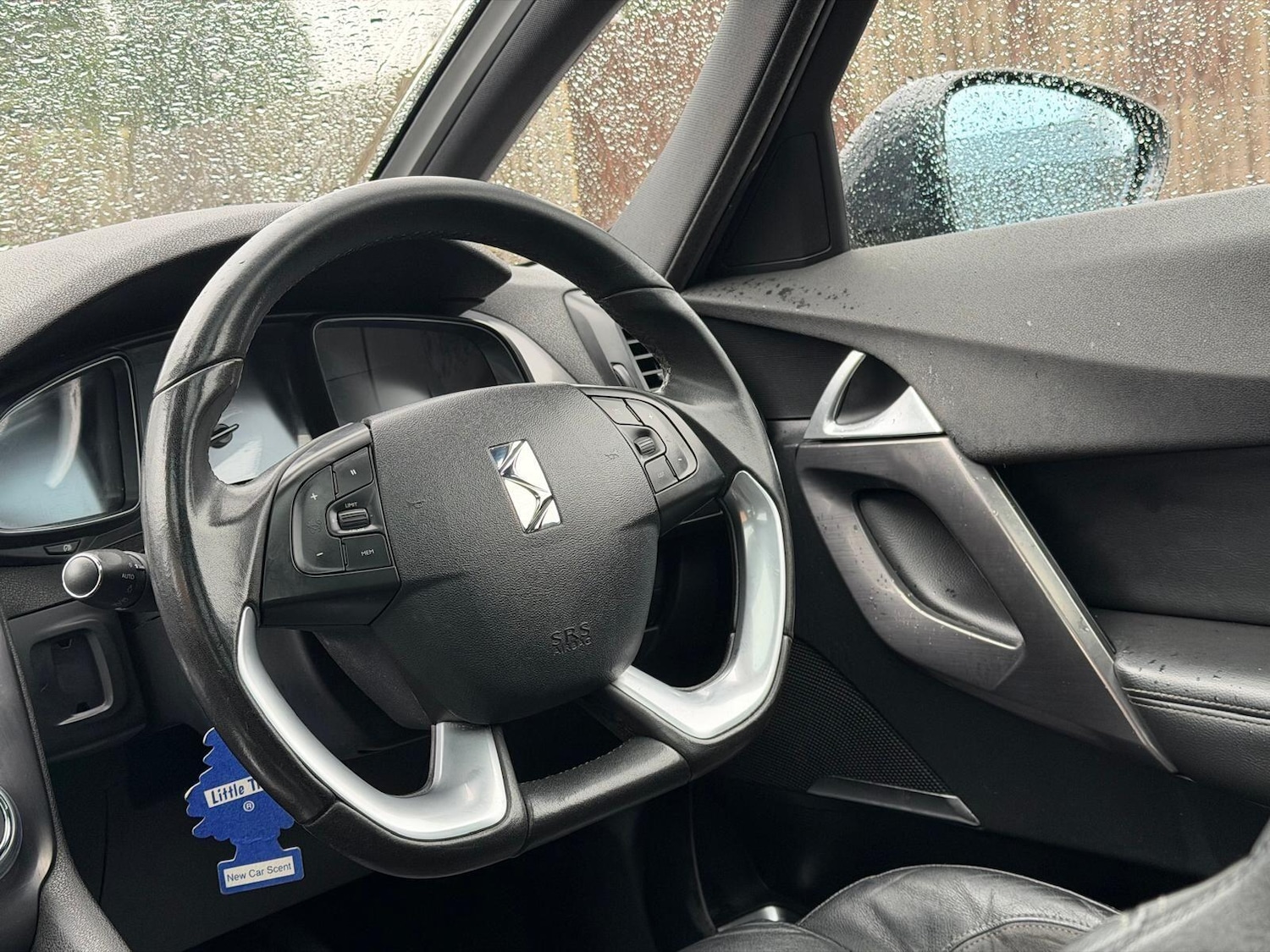 Used Citroen DS5 2013 for sale - 77215557: Photo 38