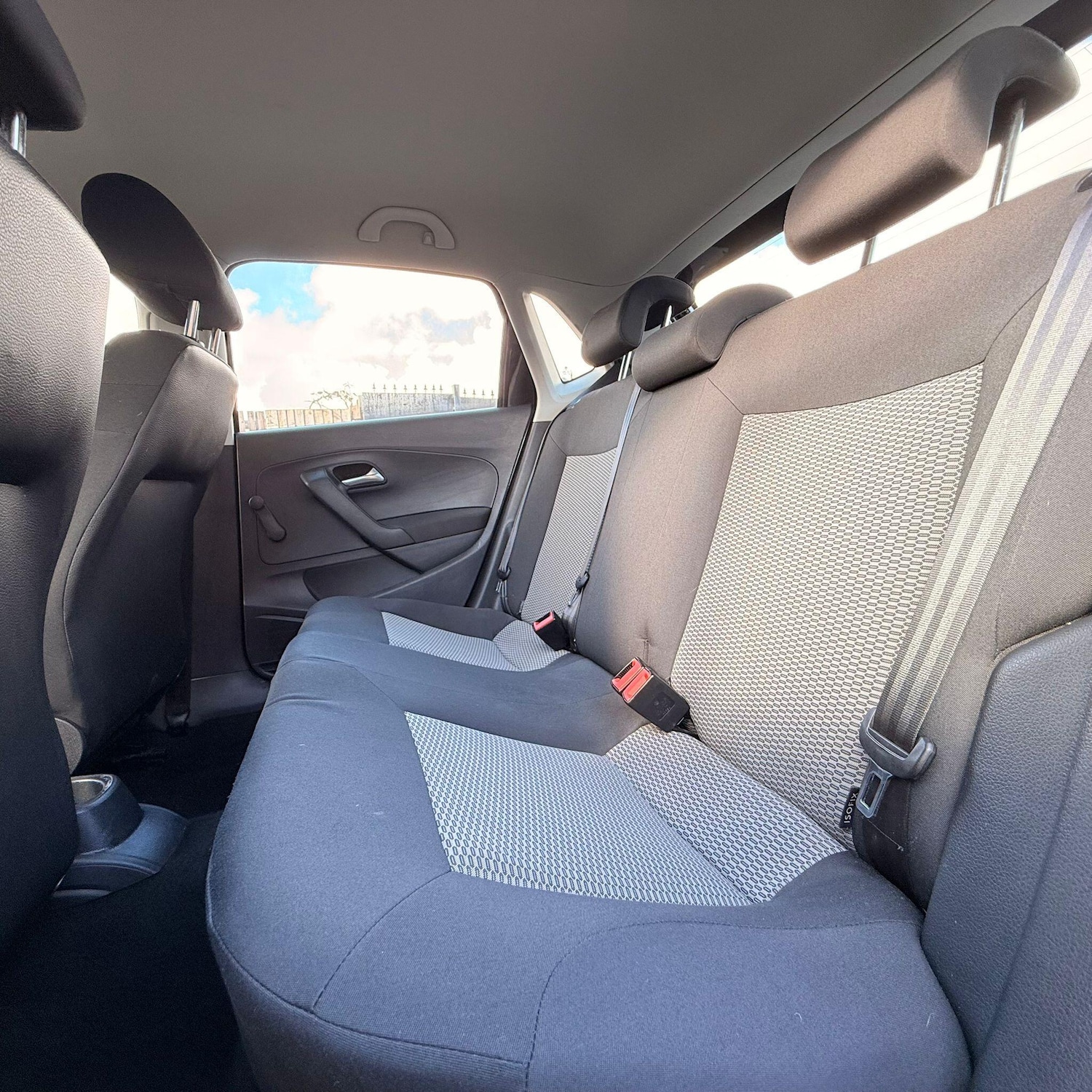 Used Volkswagen Polo for sale - 77704885: Photo 31