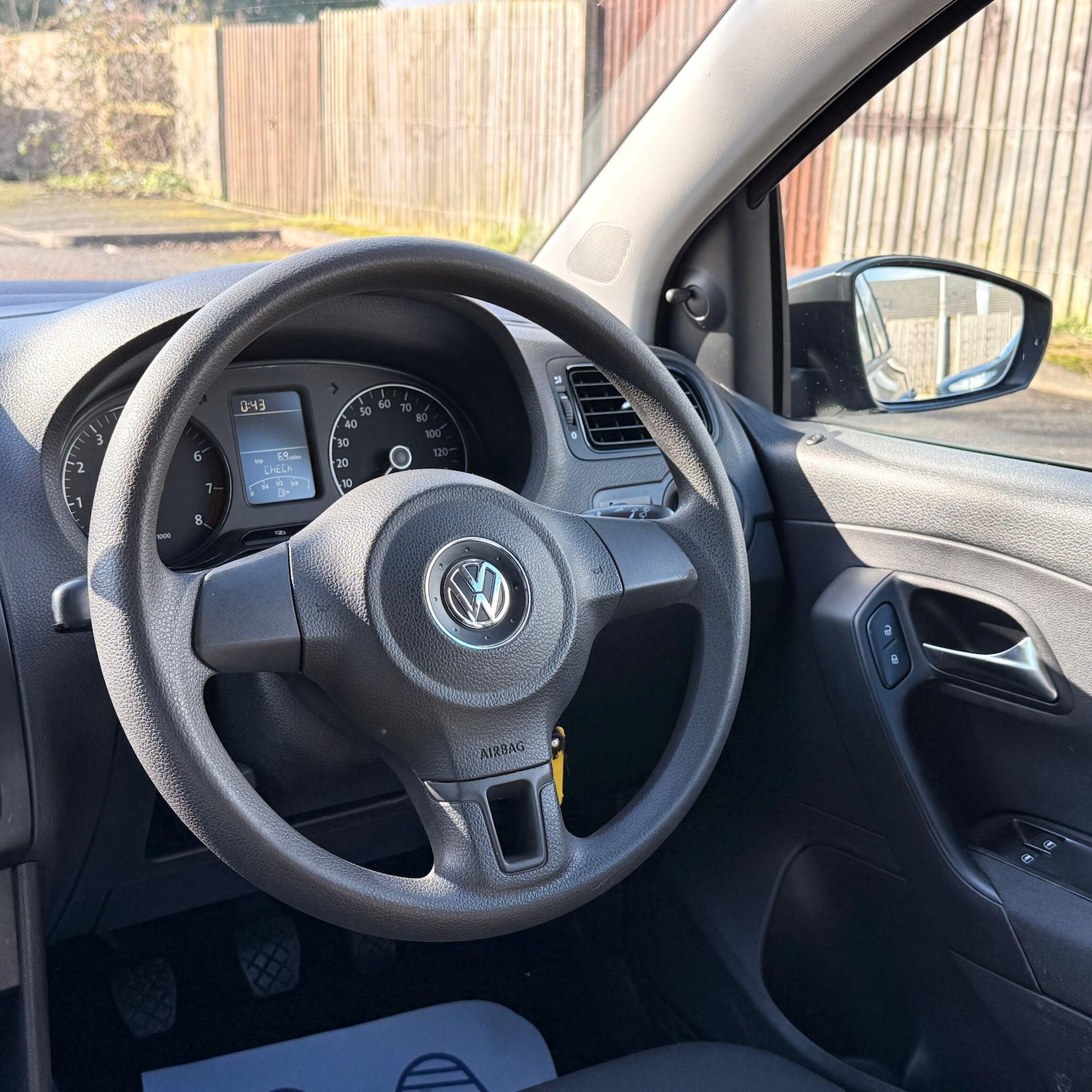 Used Volkswagen Polo for sale - 77704885: Photo 41