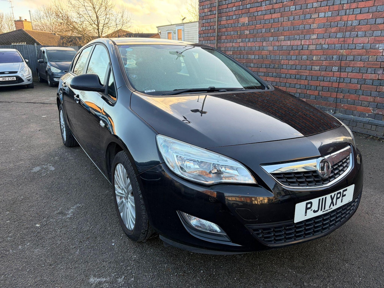 Used Vauxhall Astra 2011 for sale - 76913898: Photo 1