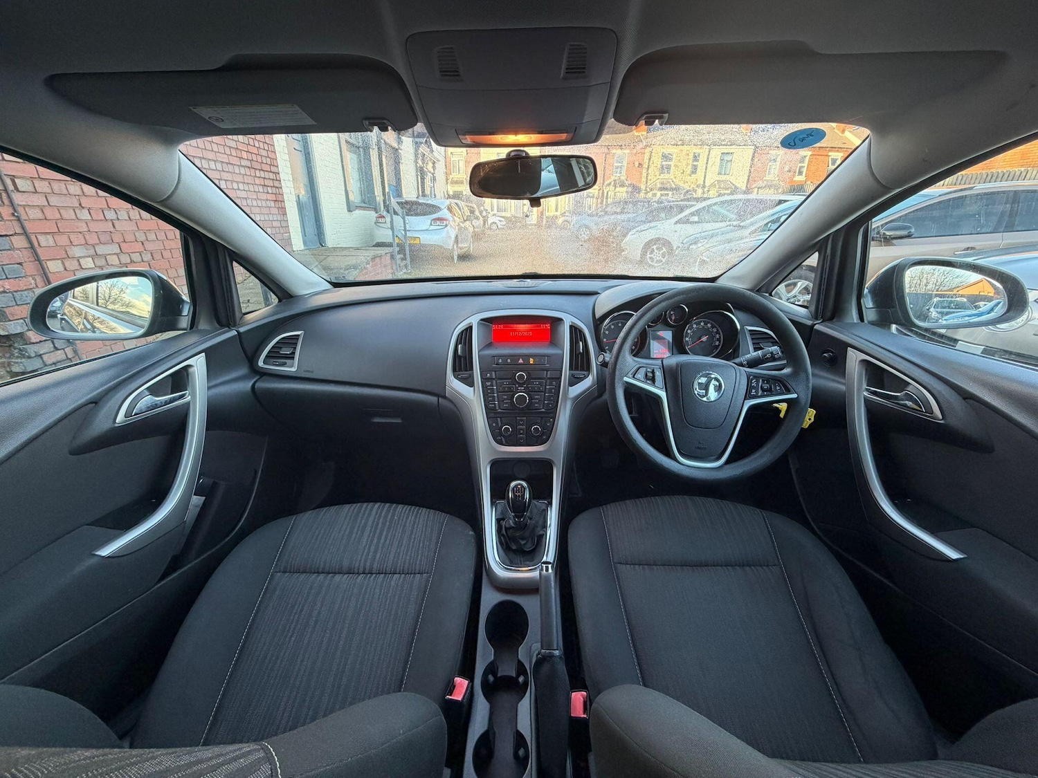 Used Vauxhall Astra 2011 for sale - 76913898: Photo 26