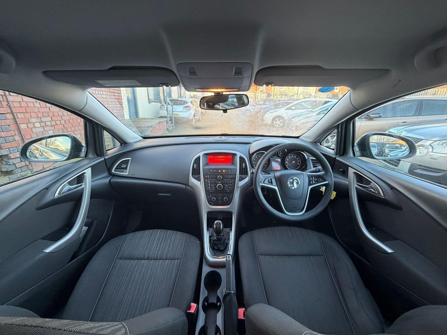 Used Vauxhall Astra 2011 for sale - 76913898: Photo 28