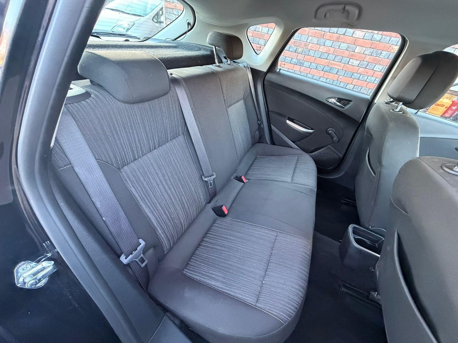 Used Vauxhall Astra 2011 for sale - 76913898: Photo 32