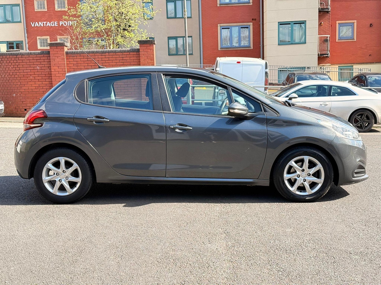 Used Peugeot 208 2016 for sale - 78115177: Photo 15