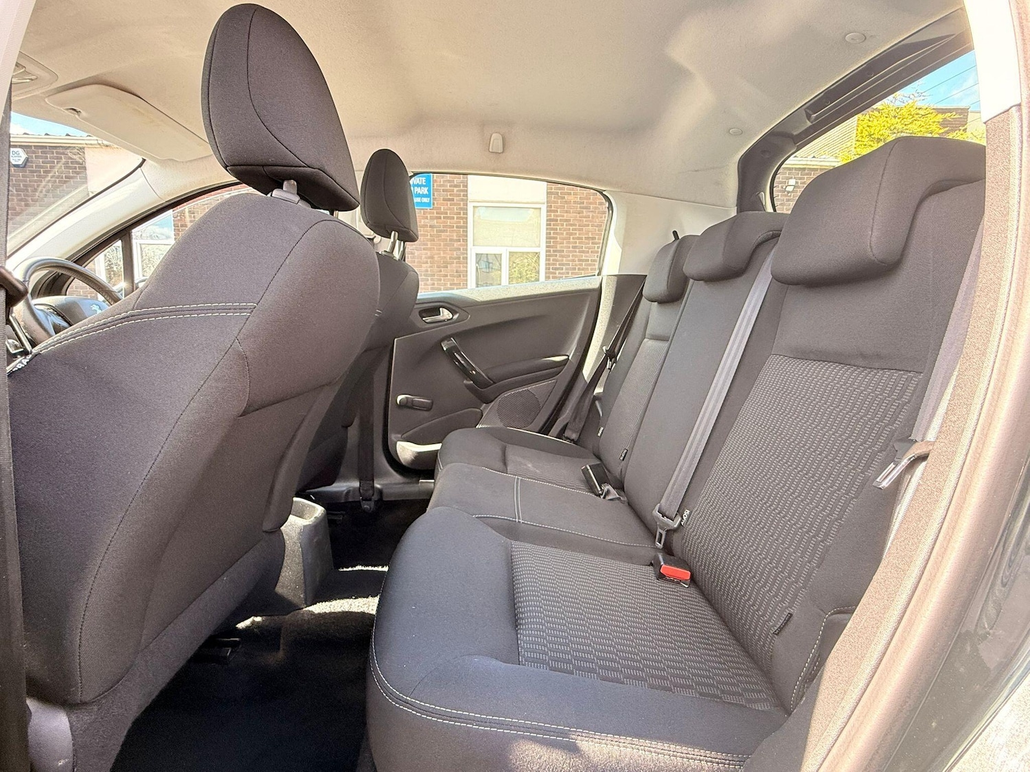 Used Peugeot 208 2016 for sale - 78115177: Photo 29