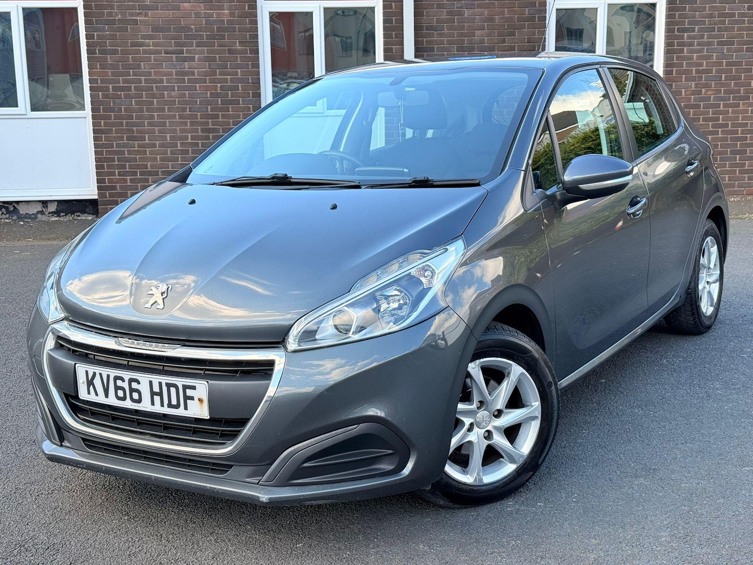Used Peugeot 208 2016 for sale - 78115177: Photo 3